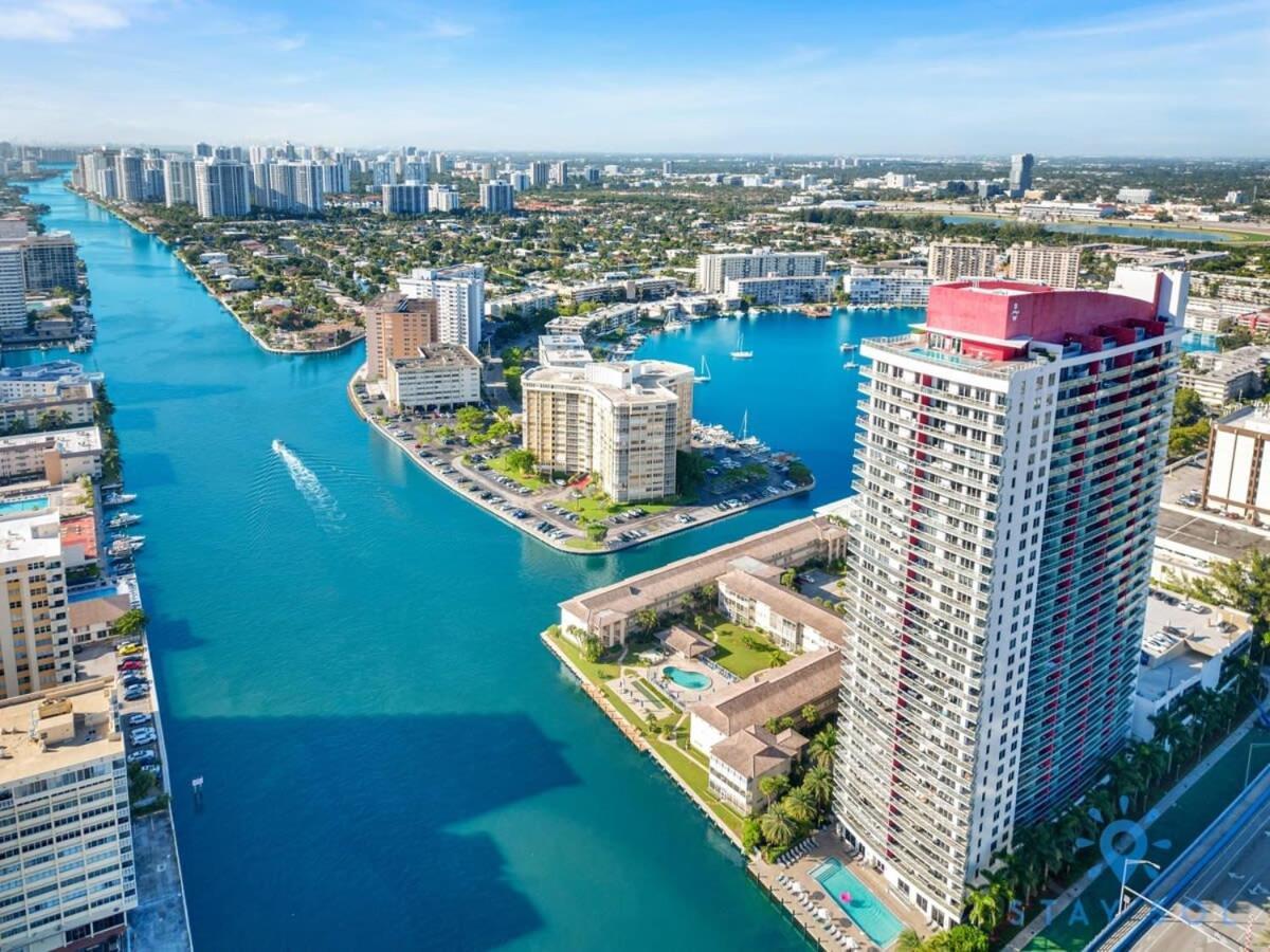 Balcony - Pool - Near Beach - Gym Hallandale Beach Zewnętrze zdjęcie