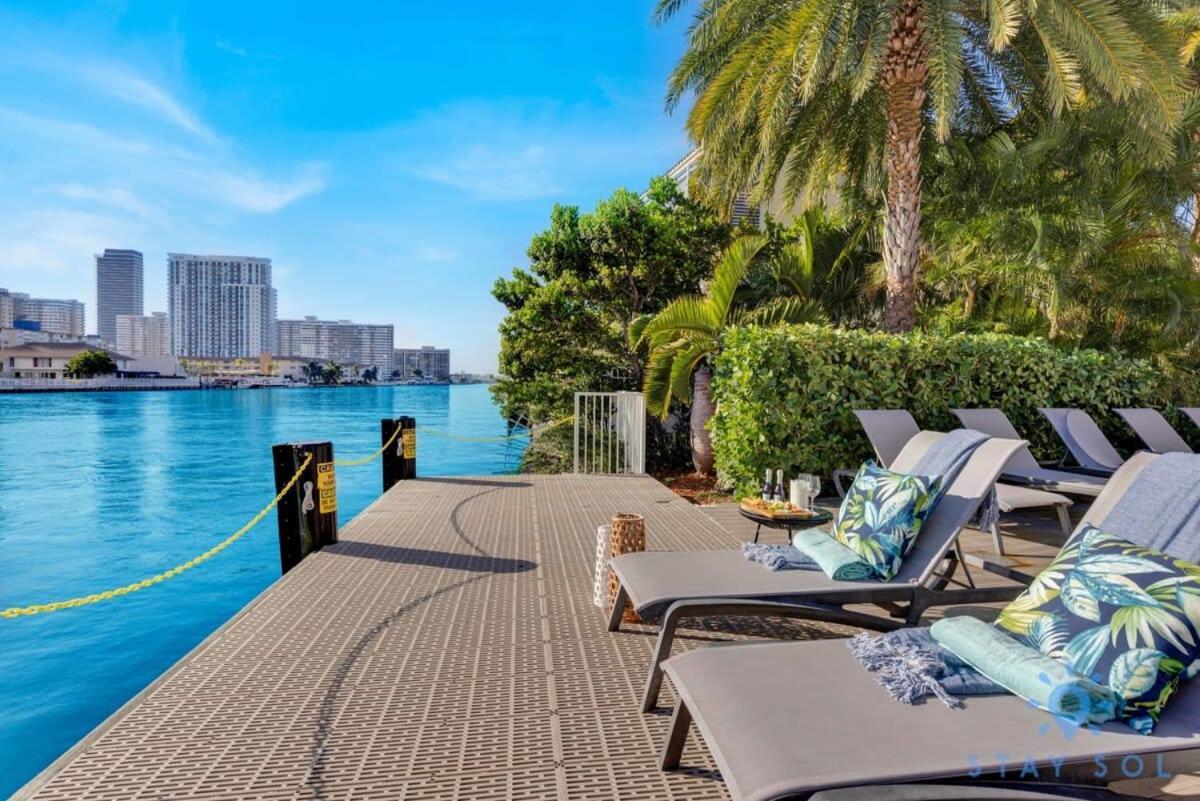Balcony - Pool - Near Beach - Gym Hallandale Beach Zewnętrze zdjęcie