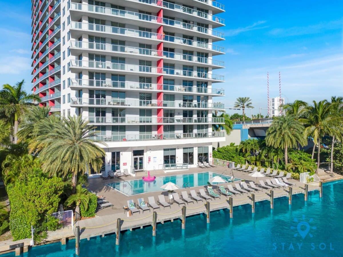 Balcony - Pool - Near Beach - Gym Hallandale Beach Zewnętrze zdjęcie