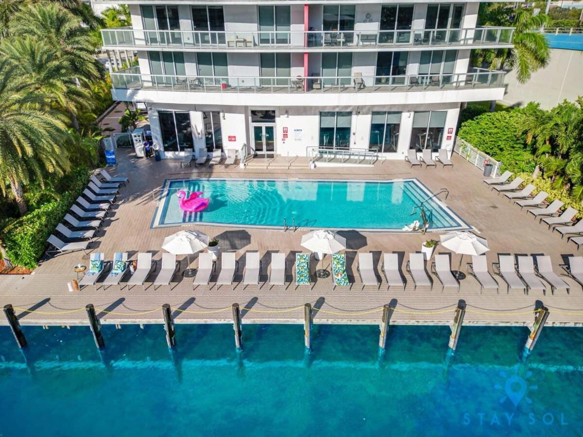 Balcony - Pool - Near Beach - Gym Hallandale Beach Zewnętrze zdjęcie
